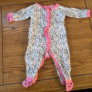 Baby pajamas size 6-9 months